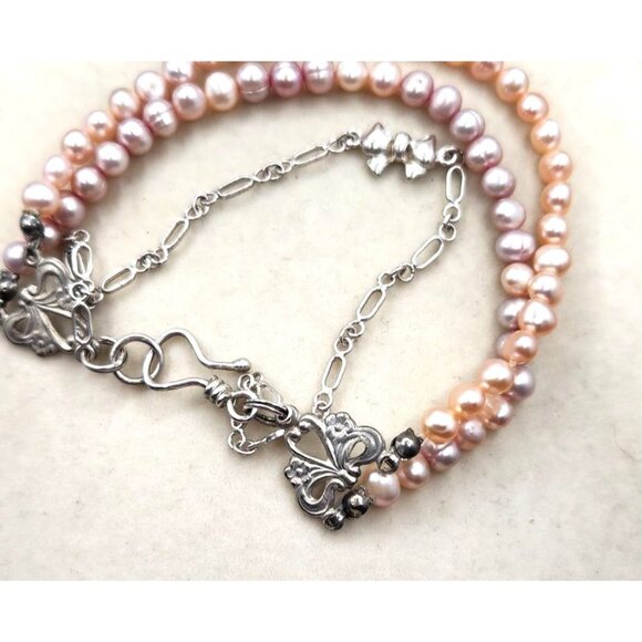 Triple Layer Pearl Bracelet With Bow Chain Fancy Hook Closure - Blush Pink - Picture 2 of 3